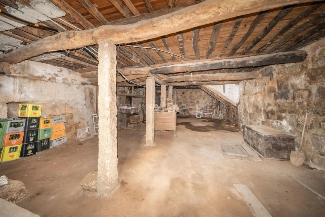 Moradia T4 para Venda em Ferro Foto 17