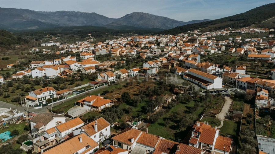 Moradia T3 para Venda em Paul Foto 7