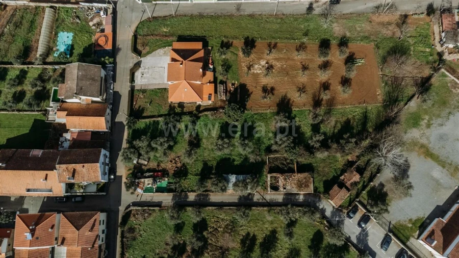 Moradia T3 para Venda em Paul Foto 3