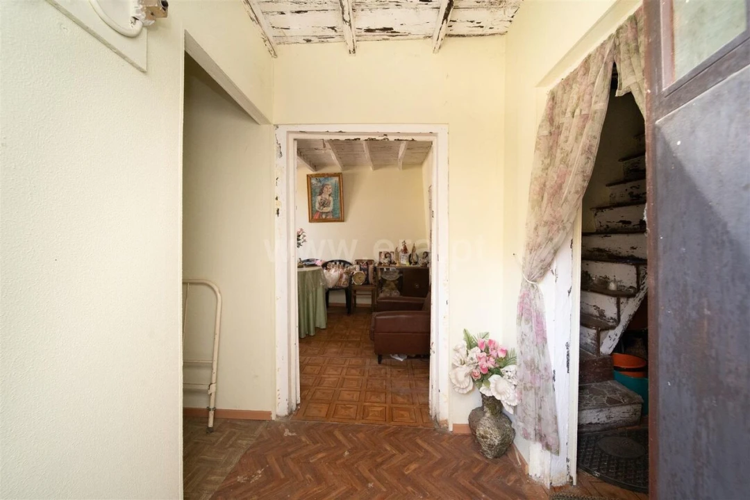 Moradia T1 para Venda em Caria Foto 4