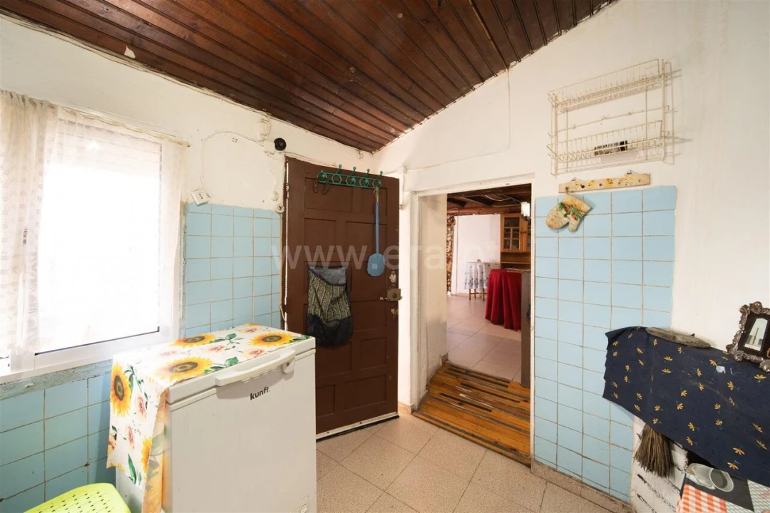 Moradia T3 para Venda em Caria Foto 3