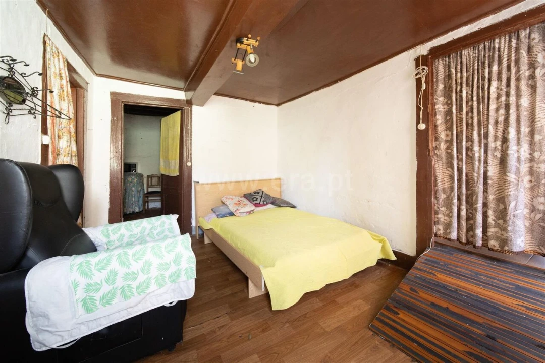 Moradia T3 para Venda em Caria Foto 7