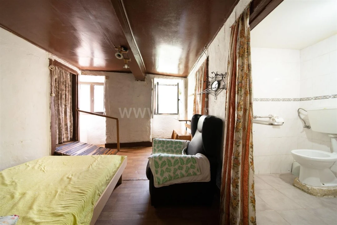 Moradia T3 para Venda em Caria Foto 8