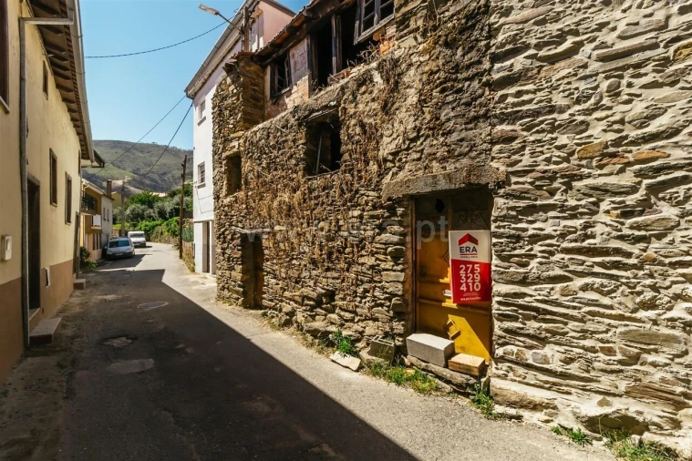 Moradia T2 para Venda em Verdelhos Foto 2