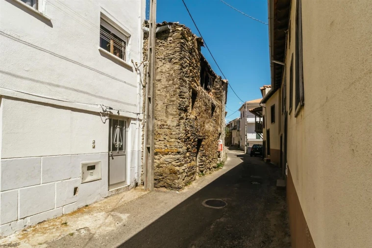 Moradia T2 para Venda em Verdelhos Foto 4