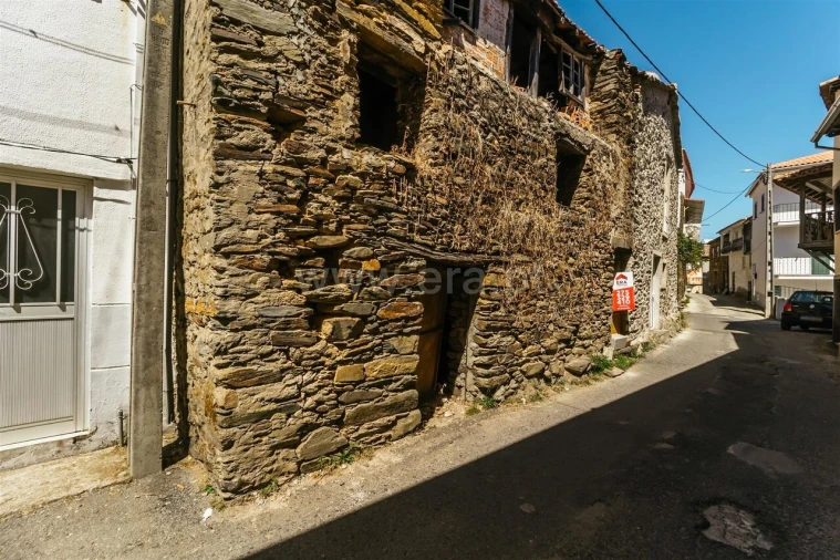 Moradia T2 para Venda em Verdelhos Foto 3