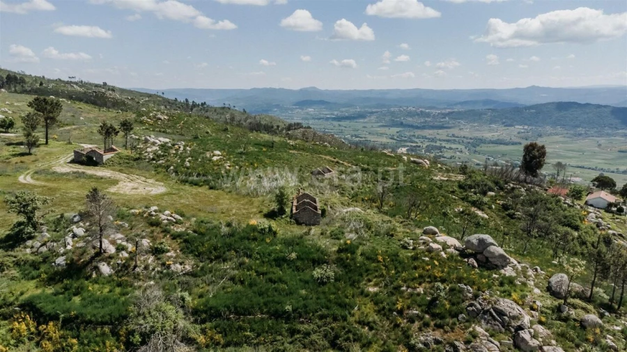 Quinta T3 para Venda em Orjais Foto 5