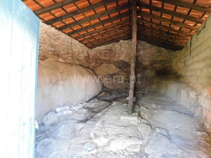 Moradia T0 para Venda em Sortelha Foto 3