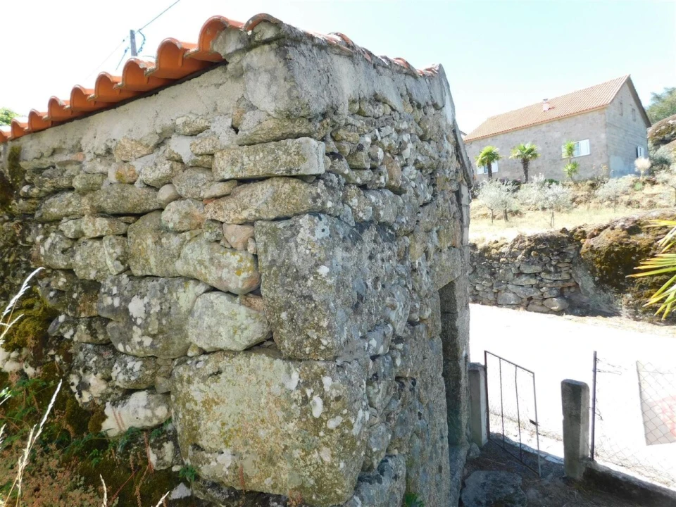 Moradia T0 para Venda em Sortelha Foto 2