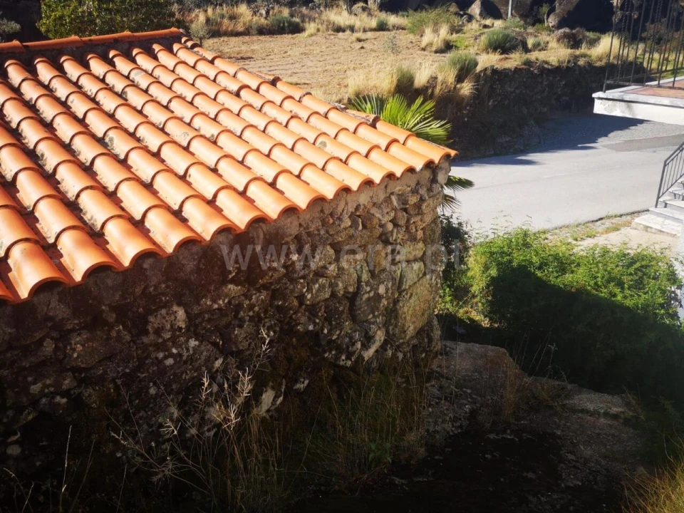 Moradia T0 para Venda em Sortelha Foto 6