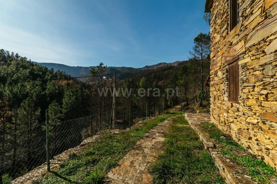 Moradia T2 para Venda em Verdelhos Foto 11