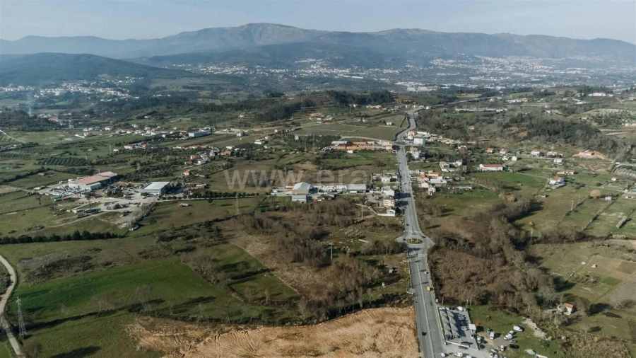 Terreno para Venda em Alcaria Foto 10