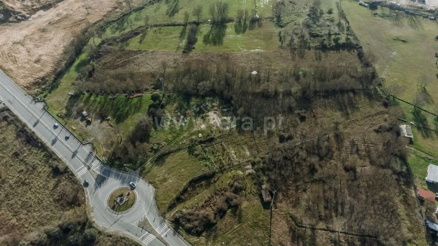 Terreno para Venda em Alcaria Foto 6
