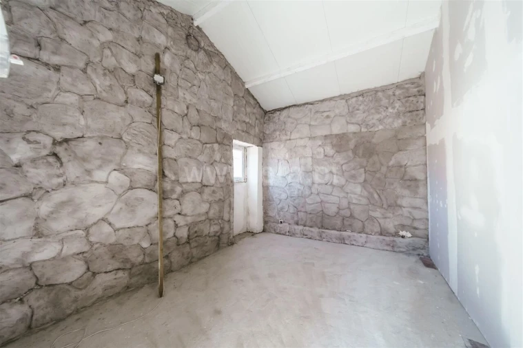 Moradia T3 para Venda em Casteleiro Foto 10