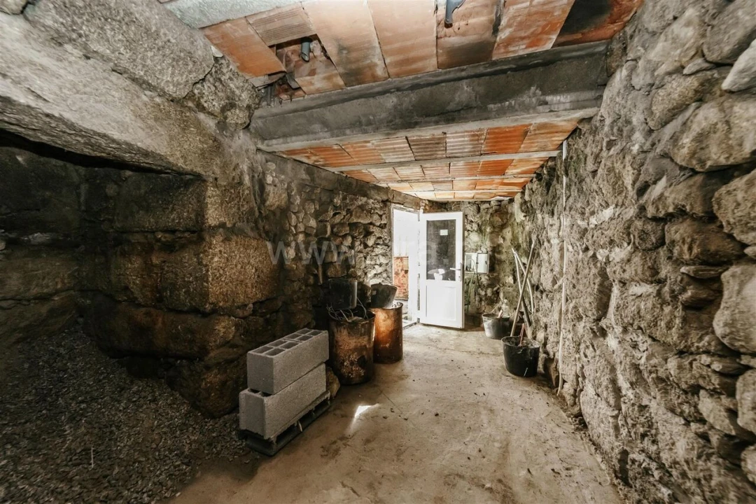 Moradia T3 para Venda em Casteleiro Foto 8