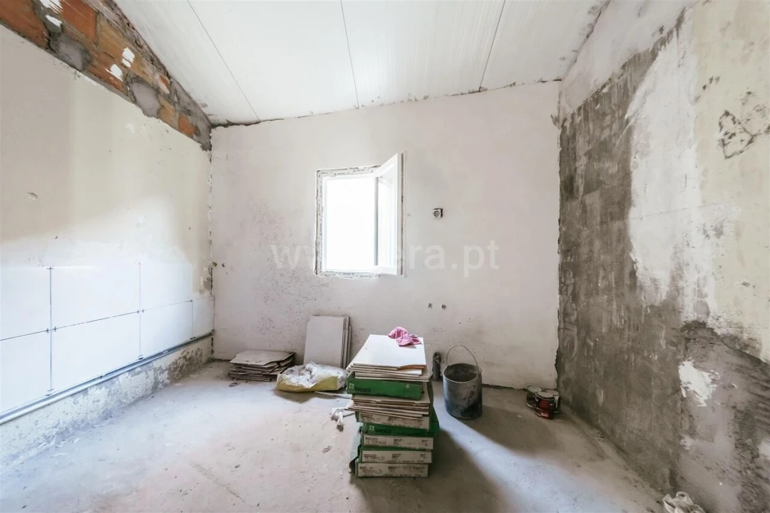 Moradia T3 para Venda em Casteleiro Foto 13