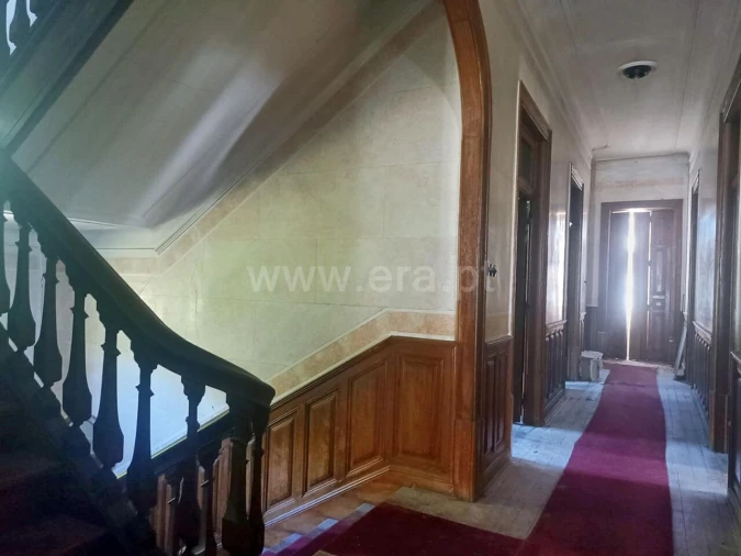 Moradia T15 para Venda em Tortosendo Foto 3