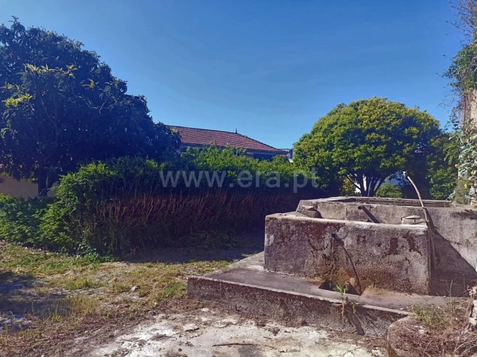 Moradia T15 para Venda em Tortosendo Foto 18