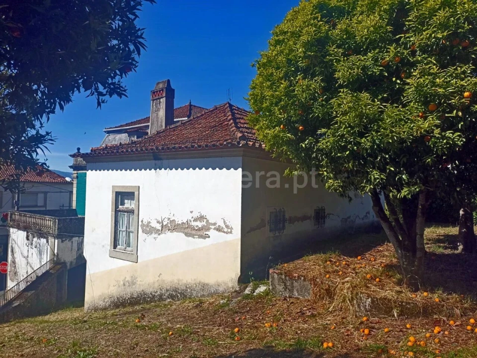 Moradia T15 para Venda em Tortosendo Foto 17