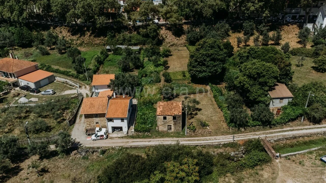 Terreno para Venda em Unhais da Serra Foto 12