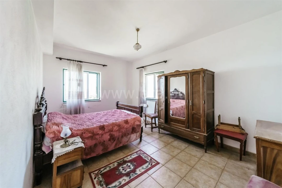 Moradia T3 para Venda em Alpedrinha Foto 9