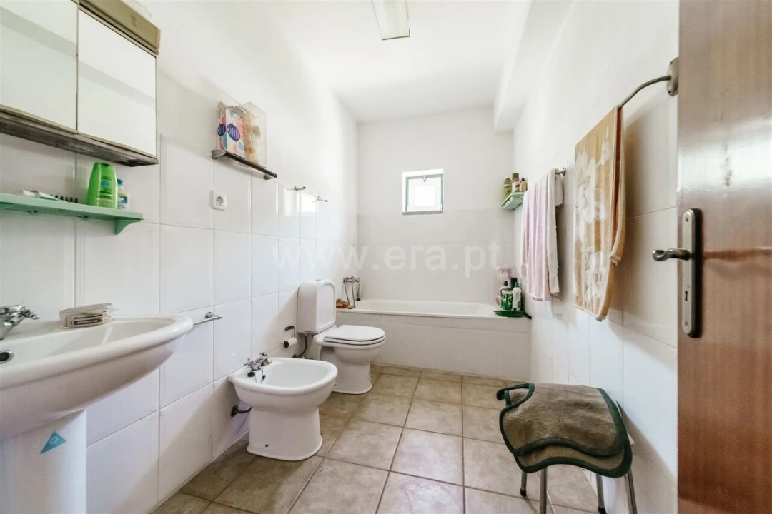 Moradia T3 para Venda em Alpedrinha Foto 6