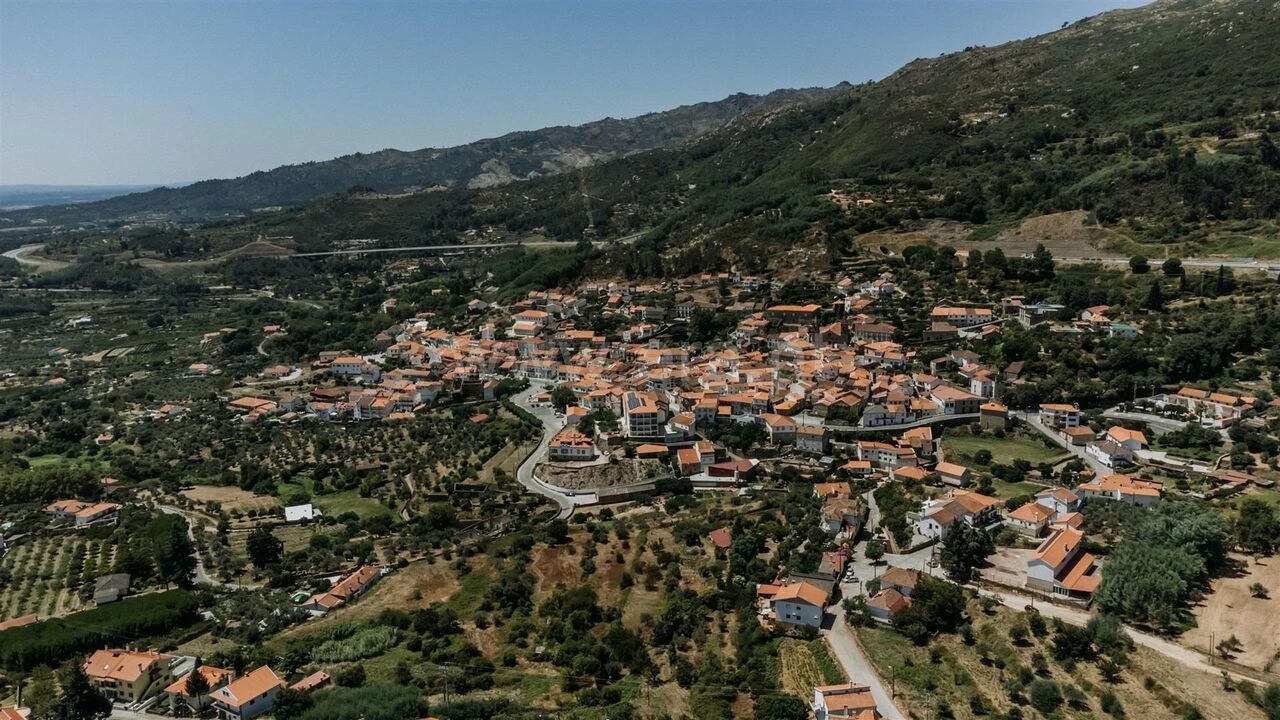 Moradia T3 para Venda em Alpedrinha Foto 19