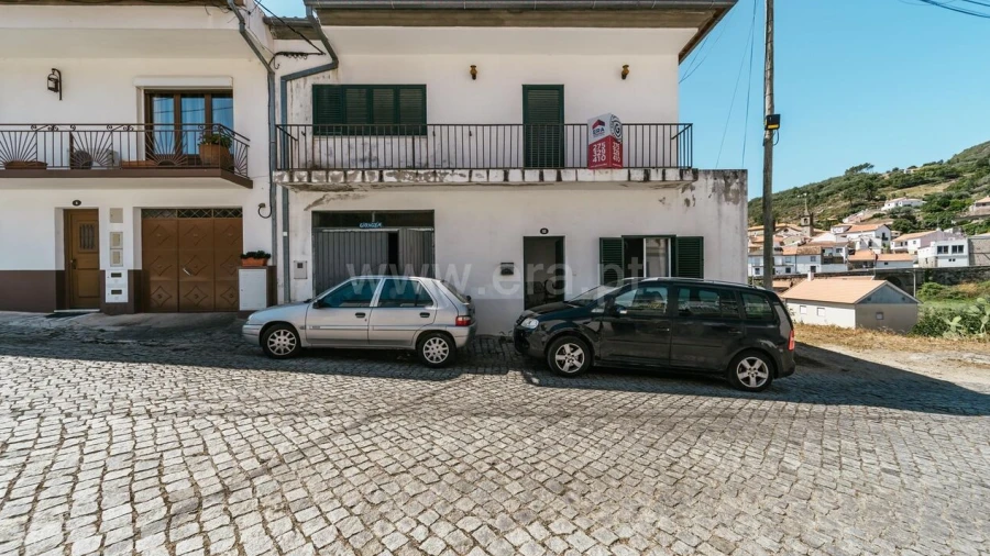 Moradia T3 para Venda em Alpedrinha