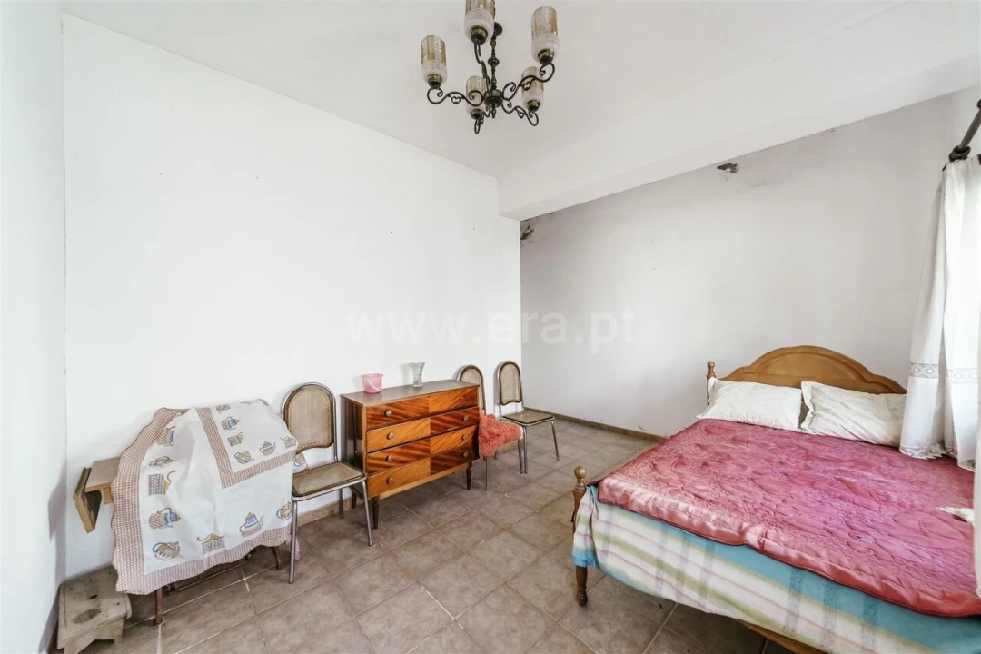 Moradia T3 para Venda em Alpedrinha Foto 2