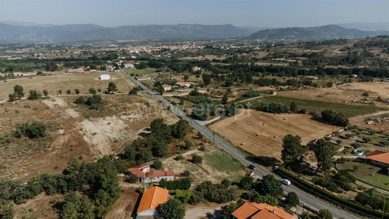Terreno para Venda em Caria Foto 2