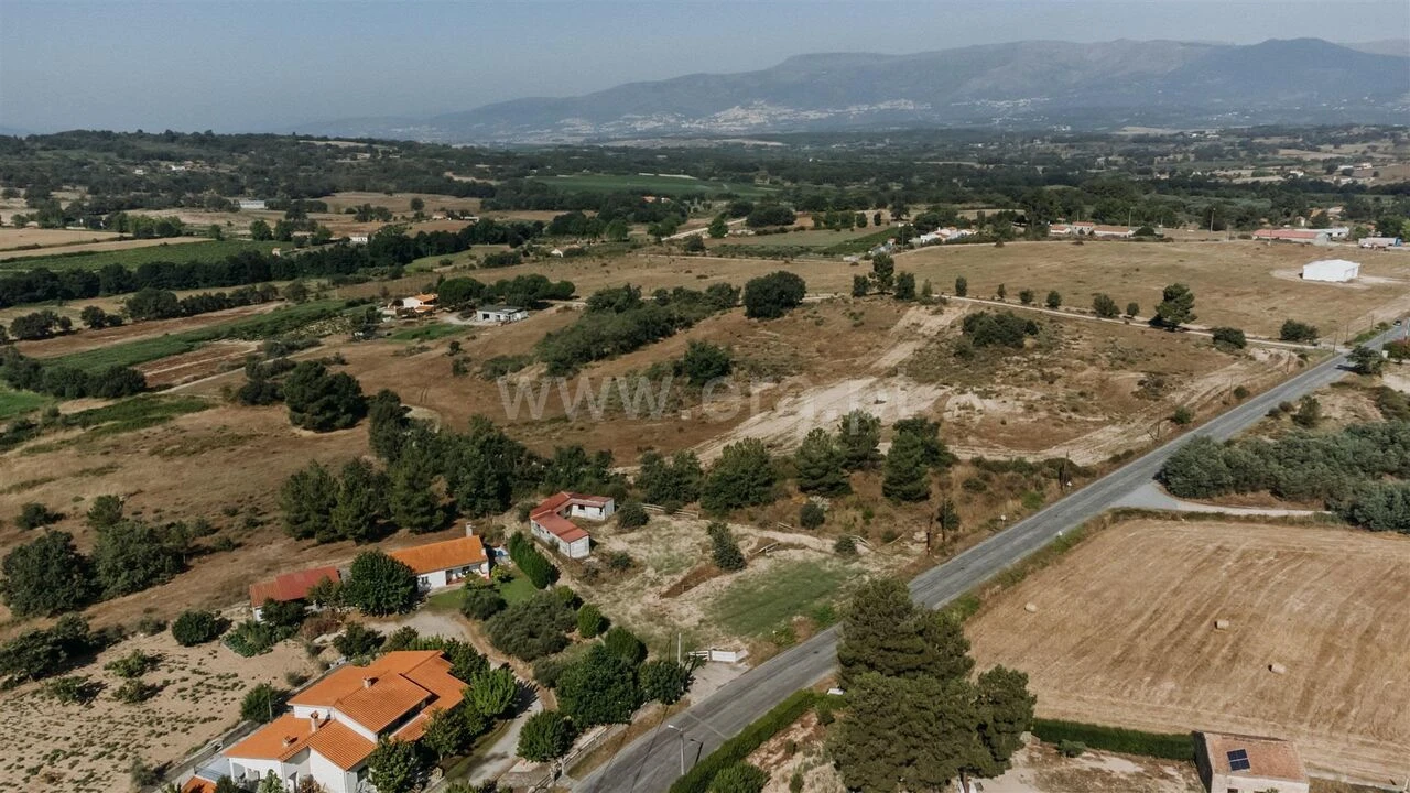 Terreno para Venda em Caria Foto 11