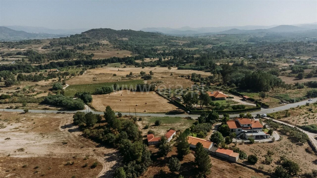 Terreno para Venda em Caria Foto 3