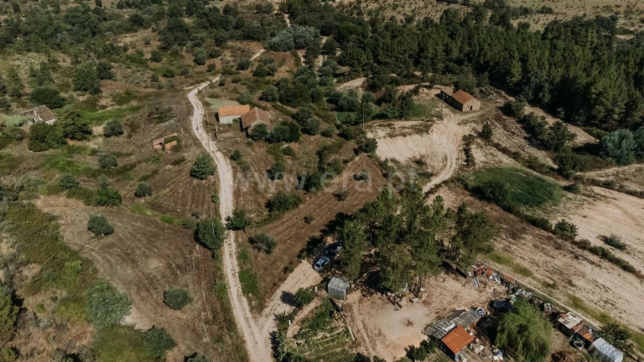 Quinta T3 para Venda em Peraboa Foto 2