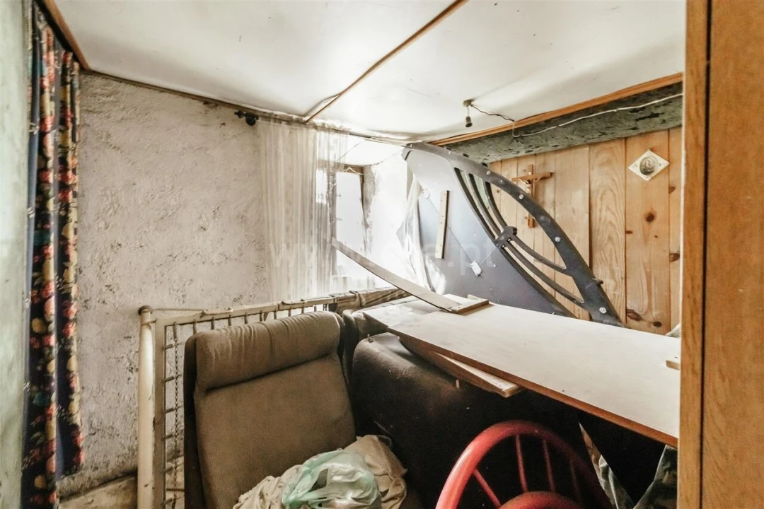 Moradia T2 para Venda em Erada Foto 6