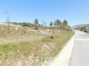 Terreno para Venda em Maçainhas
