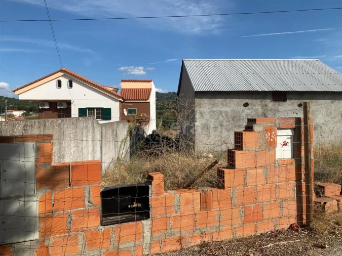 Terreno para Venda em Telhado Foto 3