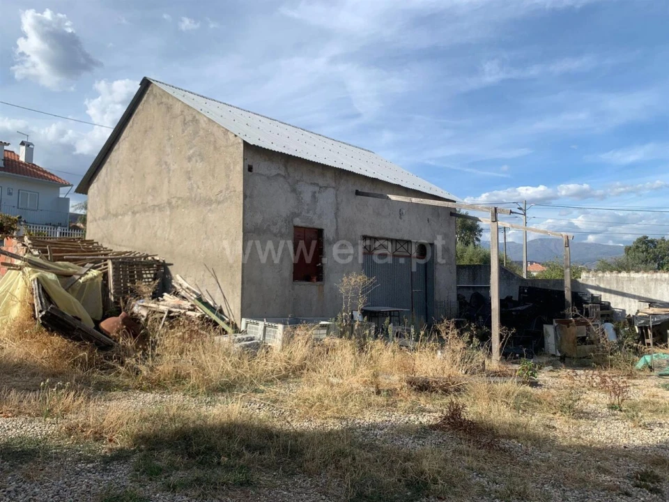 Terreno para Venda em Telhado Foto 17
