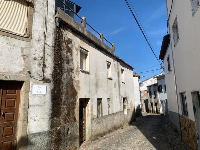 Moradia T1 para Venda em Telhado Foto 4