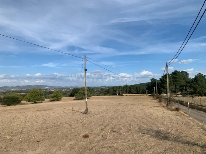 Terreno para Venda em Telhado Foto 2