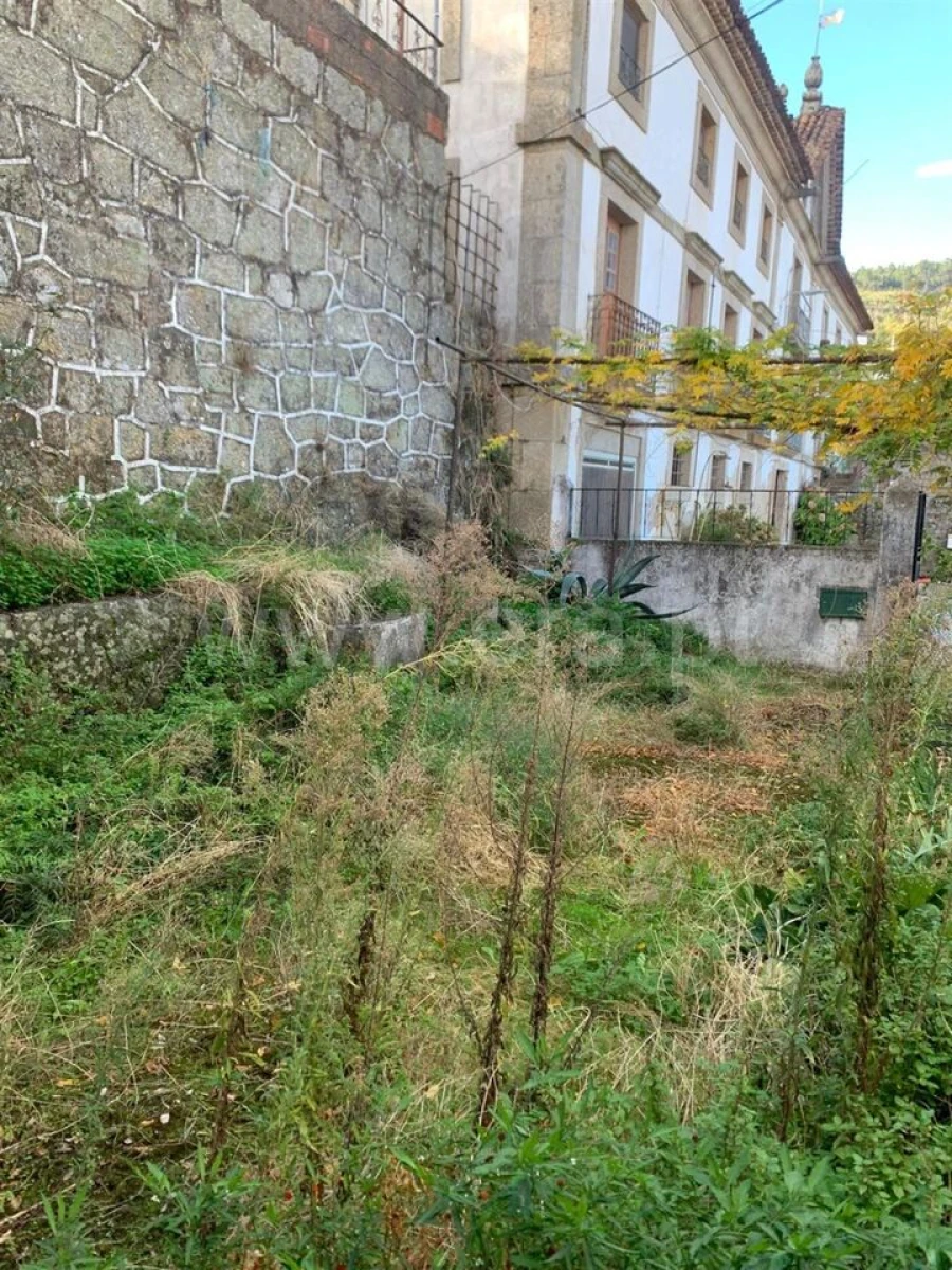 Moradia T2 para Venda em Alpedrinha Foto 2