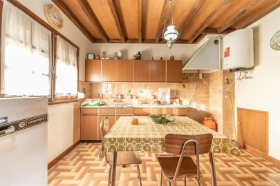 Moradia T3 para Venda em Alpedrinha