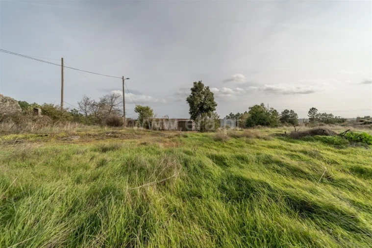 Moradia T3 para Venda em Alpedrinha Foto 18