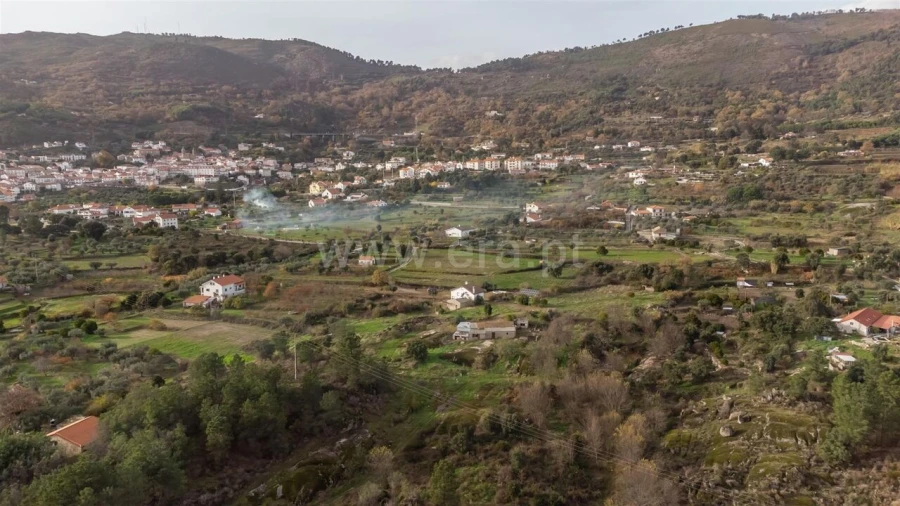 Moradia T3 para Venda em Alpedrinha Foto 6