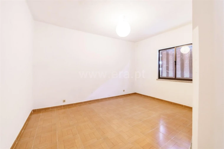 Moradia T4 para Venda em Pero Viseu Foto 16