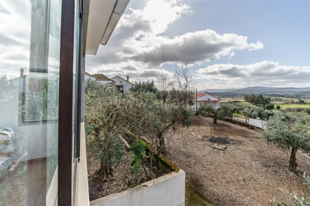 Moradia T4 para Venda em Pero Viseu Foto 20
