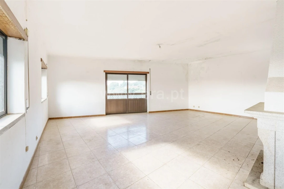 Moradia T4 para Venda em Pero Viseu Foto 12