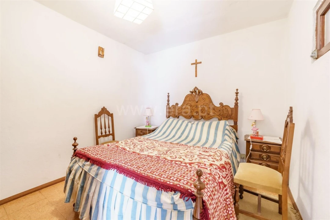 Moradia T4 para Venda em Pero Viseu Foto 6