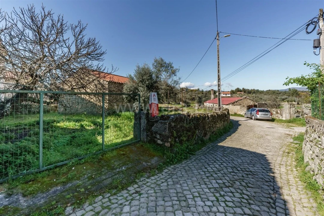 Terreno para Venda em Orca Foto 3