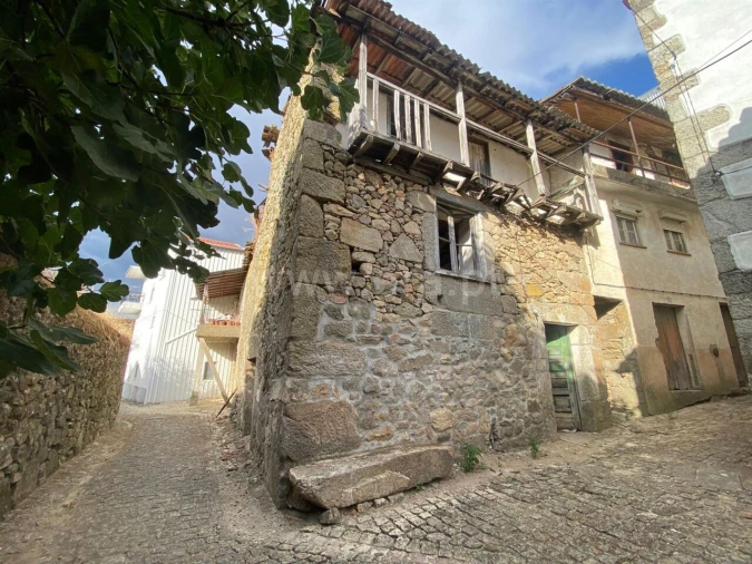 Moradia T1 para Venda em Fundão, Valverde, Donas, A. Joanes, A. Nova Cabo Foto 3