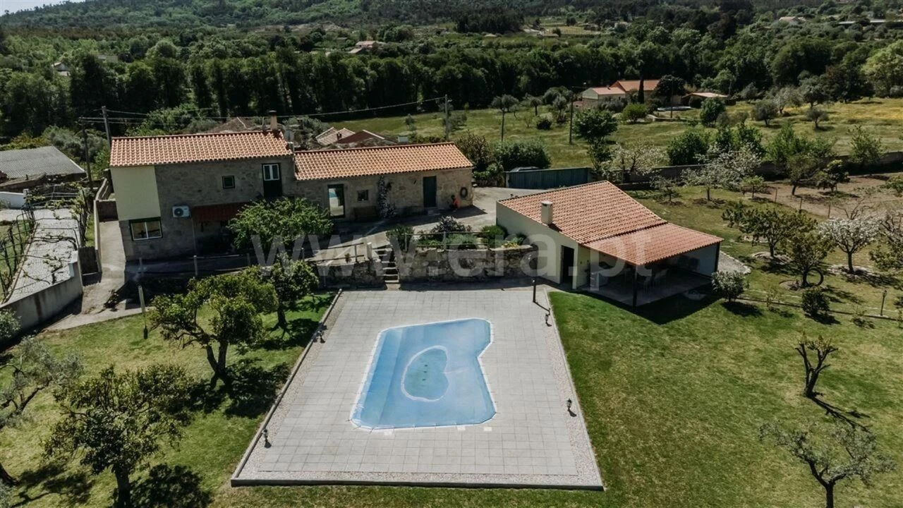 Moradia T2 para Venda em Castelo Novo Foto 2